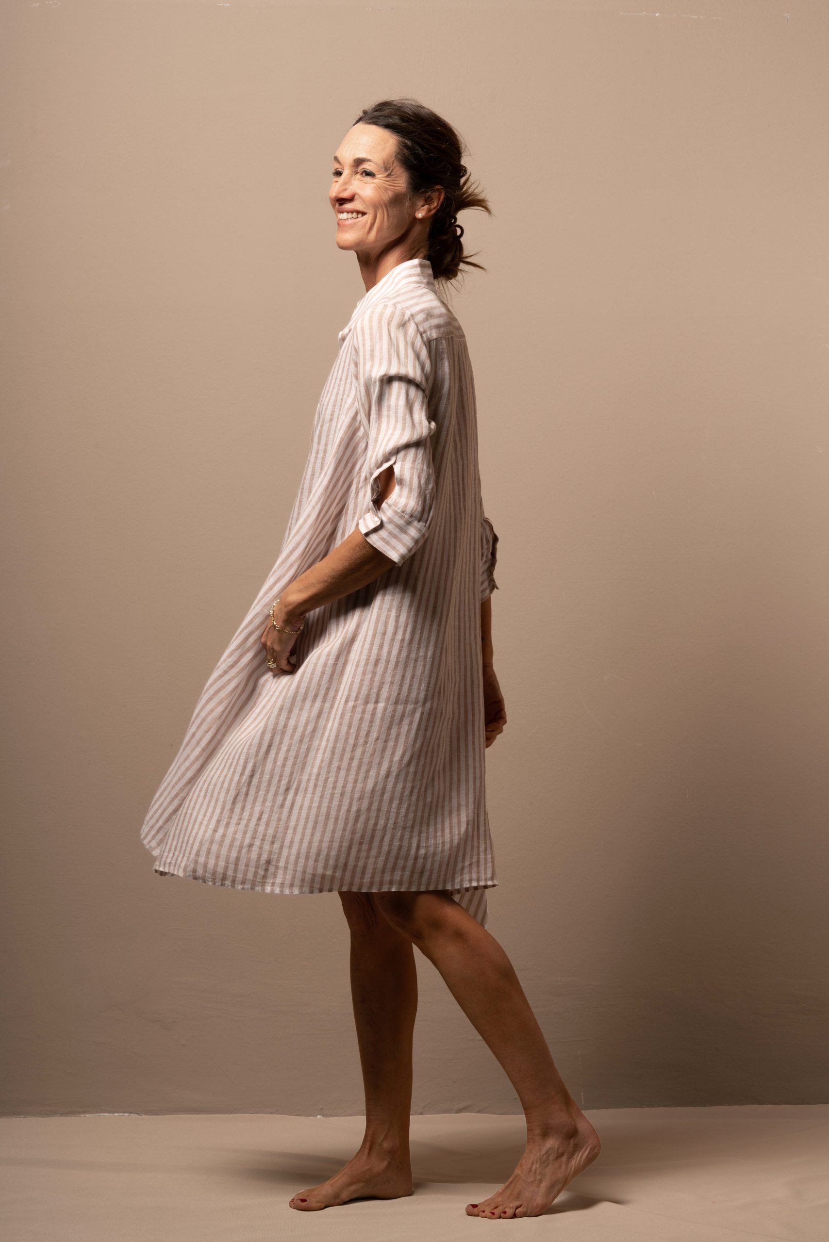 Guru Mid dress - Image 3